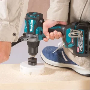 Perceuse-visseuse 40V Makita DF001GD201 + 2 Batteries 2.5 Ah + Chargeur + Makpac magasin pas cher 10